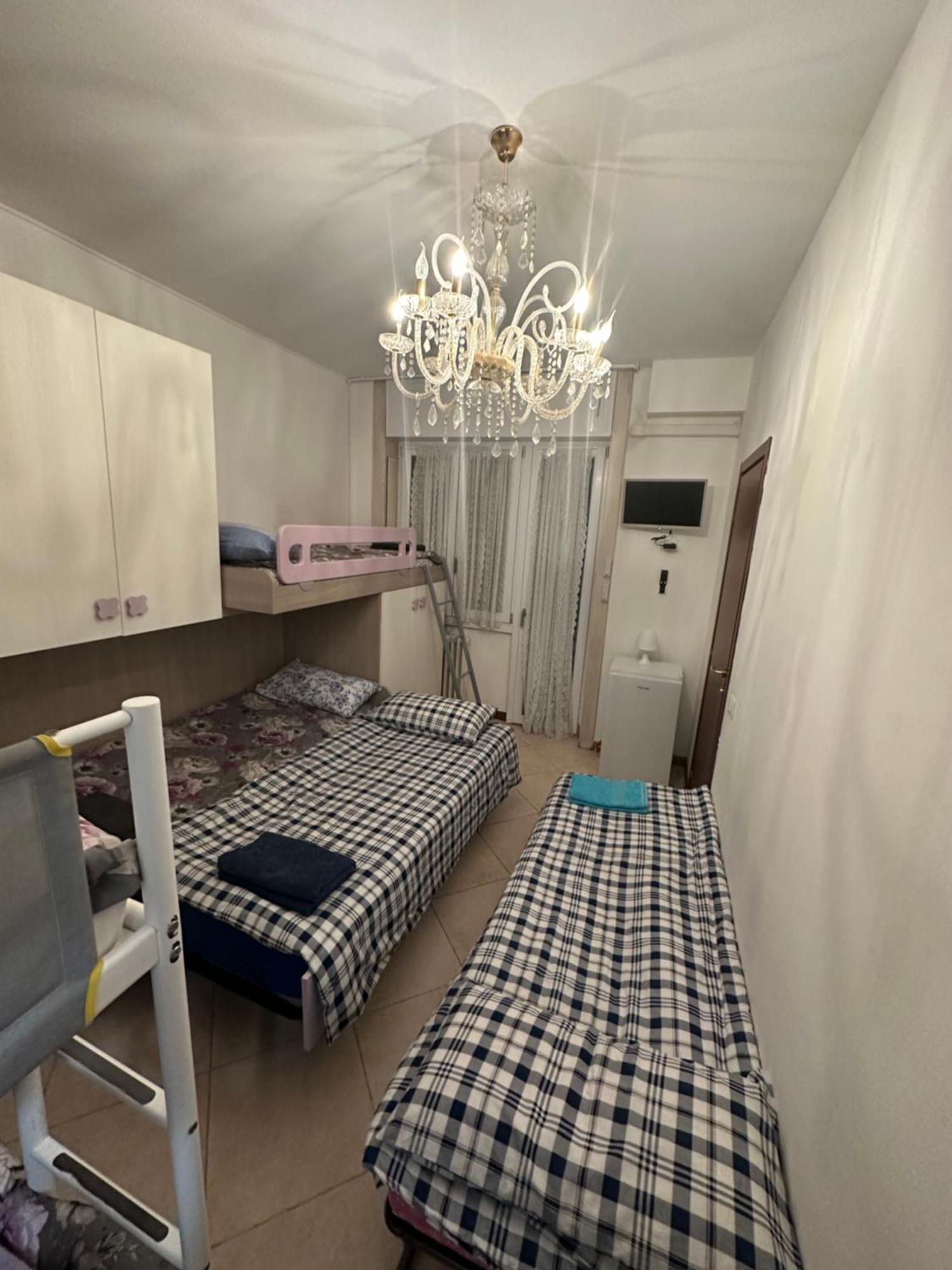 Gigli, Rooms Con Cucina In Comune E Terrazza Milano Eksteriør billede